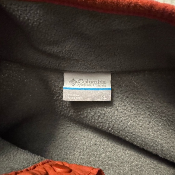 Columbia 1/4 Zip Pullover - Picture 3 of 7